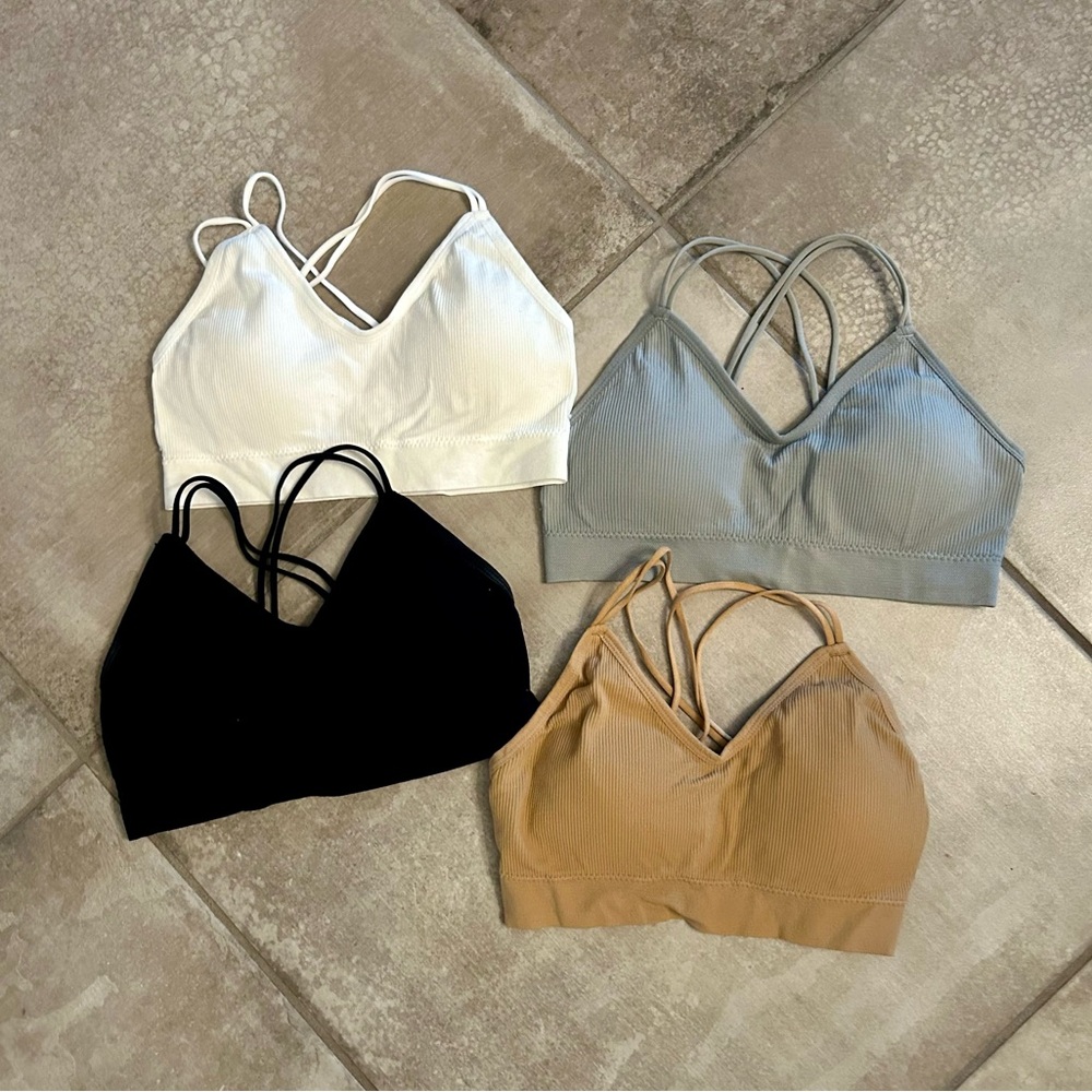 NEW 4 padded sports bras